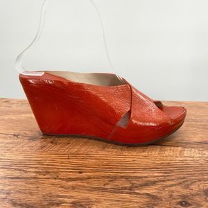 Attilio Giusti Leombruni Wedge Women's Size 8.5 Patent Leather Orange Slide Shoe